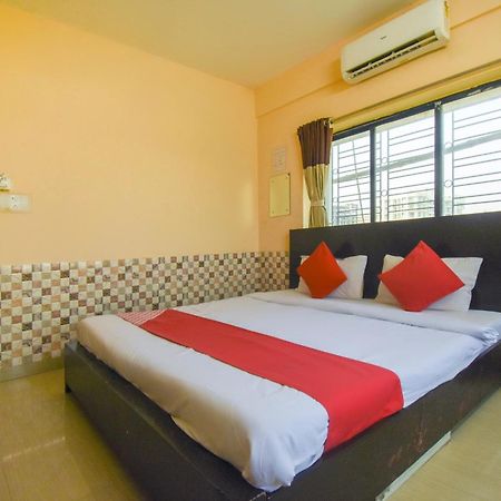 Hotel O Regal Inn Колката Екстериор снимка